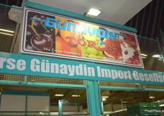 Die Fruchtbörse Günaydin Import Gesellschaft ist ein langjähriges Mitglied des Hamburger Großmarkts.